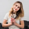 چند دقیقه بعد از پرایمر کرم پودر بزنیم؟