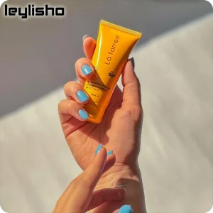 ضد آفتاب لافارر Anti Spot