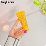 ضد آفتاب لافارر برای پوست جوش‌دار
