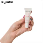 نحوه استفاده از کرم دور چشم درماتیپیک